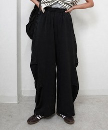 【穿くだけでこなれる、ニュアンスシルエット】 タックコクーンイージーパンツ