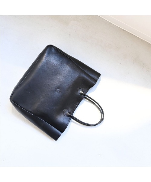 CLEDRAN（クレドラン）の「【本ヌメ革　A4対応】CL4010 NOS CLASSIC TOTE（トートバッグ・レディース・キャメル/ブラック・FREE）」の13枚目の写真
