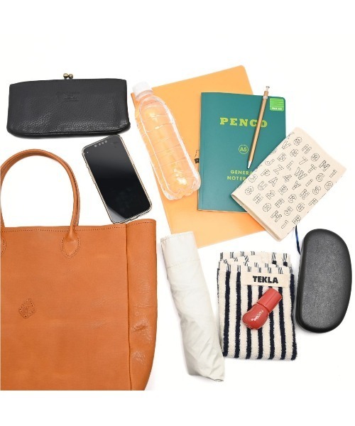 CLEDRAN（クレドラン）の「【本ヌメ革　A4対応】CL4010 NOS CLASSIC TOTE（トートバッグ・レディース・キャメル/ブラック・FREE）」の9枚目の写真