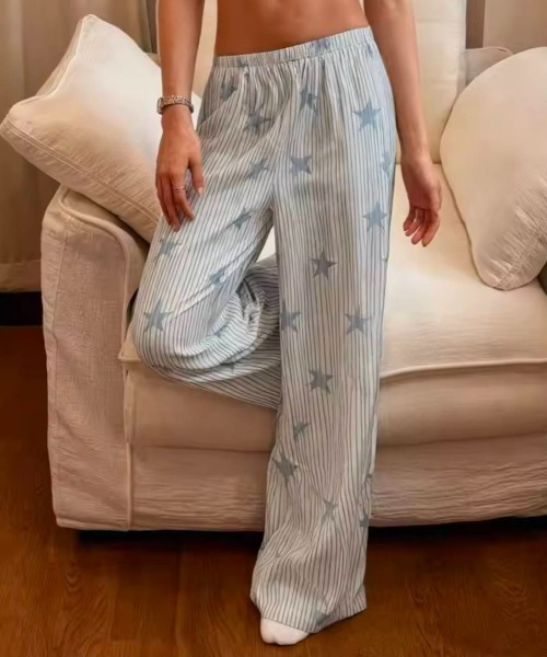 Vini(ヴィニ)の「スター モチーフ ストライプ イージー パンツ(その他パンツ・レディース・ブルー・LARGE)」の2枚目の写真