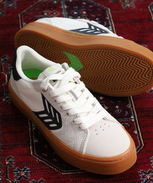 CARIUMA(カリウマ)の「CATIBA PRO 2.0 Suede Cordura Logo Sneaker カティバ プロ スエード コーデュラ ロゴ スニーカー(スニーカー・メンズ・ホワイト系その他2/ホワイト系その他・US8/US7/US7.5/US-12/US-11/US-10/US-9h/US-8h/US-13/US-10h/US8.5/US6)」の1枚目の写真
