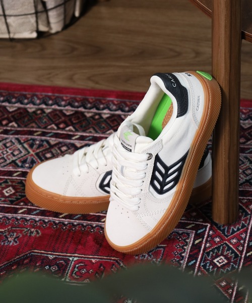 CARIUMA(カリウマ)の「CATIBA PRO 2.0 Suede Cordura Logo Sneaker カティバ プロ スエード コーデュラ ロゴ スニーカー(スニーカー・メンズ・ホワイト系その他2/ホワイト系その他・US8/US7/US7.5/US-12/US-11/US-10/US-9h/US-8h/US-13/US-10h/US8.5/US6)」の6枚目の写真