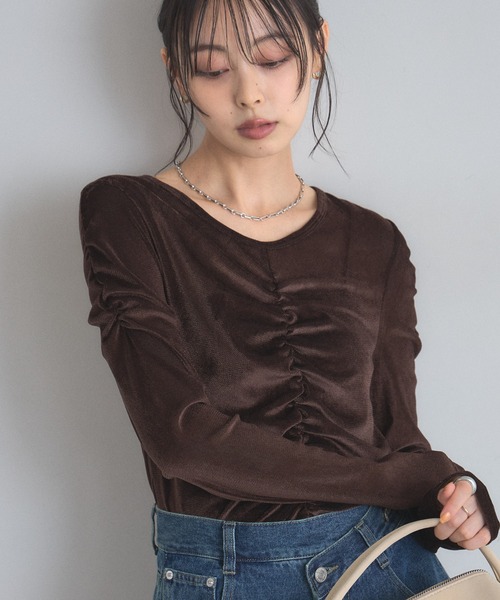 &. NOSTALGIA(アンドドットノスタルジア)の「シアーベロアシャーリングプルオーバー(Tシャツ/カットソー・レディース・ブラウン/オフホワイト・FREE)」の2枚目の写真