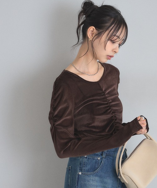 &. NOSTALGIA(アンドドットノスタルジア)の「シアーベロアシャーリングプルオーバー(Tシャツ/カットソー・レディース・ブラウン/オフホワイト・FREE)」の9枚目の写真