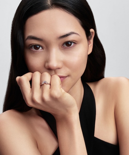 PANDORA(パンドラ)の「セレスチアル ブルー スパークリング ムーン リング(リング・レディース・ピンクゴールド・50/52/54/56/48)」の4枚目の写真