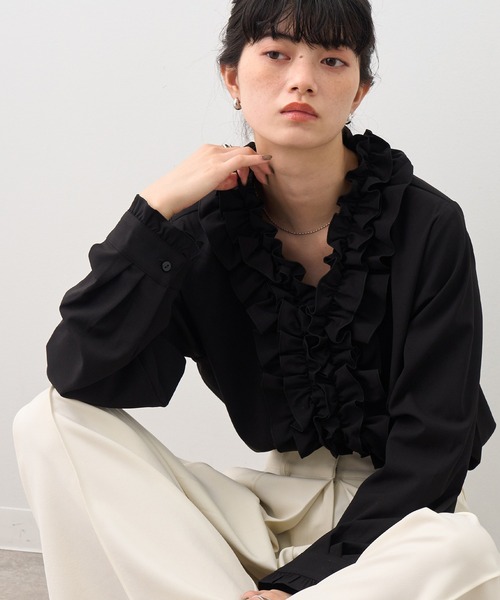 NOGLE（ノグル）の「【NOGLE/ノグル】フロントラッフルフリルシャツカーデ（カーディガン/ボレロ・レディース・ブラック/ホワイト・FREE）」の22枚目の写真
