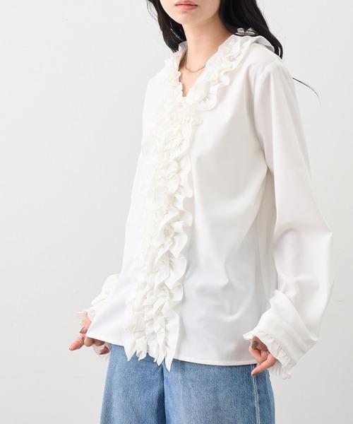 NOGLE（ノグル）の「【NOGLE/ノグル】フロントラッフルフリルシャツカーデ（カーディガン/ボレロ・レディース・ブラック/ホワイト・FREE）」の12枚目の写真