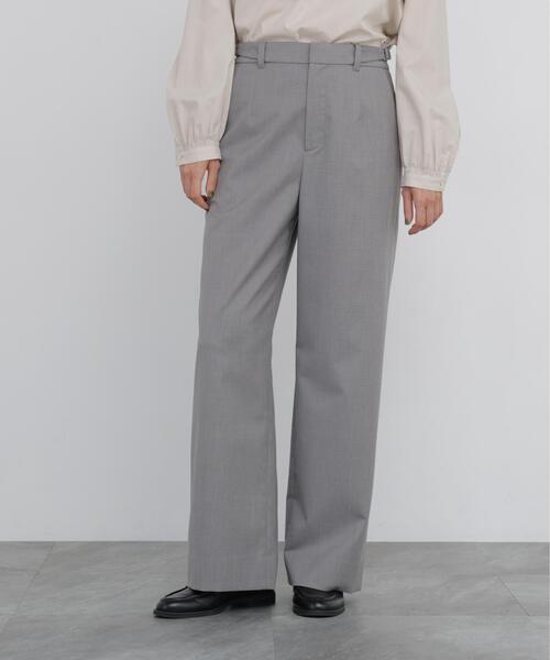 human woman(ヒューマンウーマン)の「◆【名品 / マルチサイズ / ウォッシャブル】シャークスキン強撚バックルパンツ(その他パンツ・レディース・ベージュ系その他3/グレー/ブラウン・MEDIUM/LARGE/SMALL)」の2枚目の写真