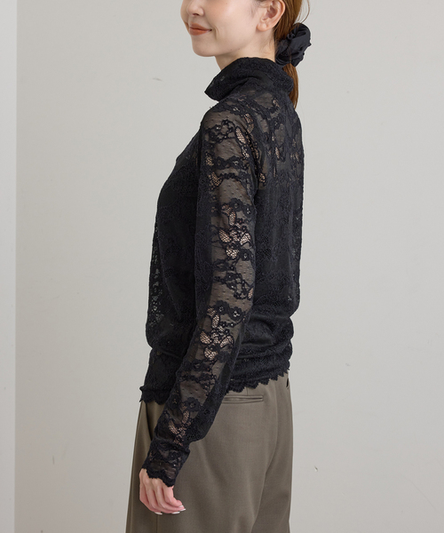 U by SPICK&SPAN(ユーバイスピックアンドスパン)の「ストレッチ起毛レースタートルプルオーバー(Tシャツ/カットソー・レディース・ホワイト/ブラック・FREE)」の14枚目の写真