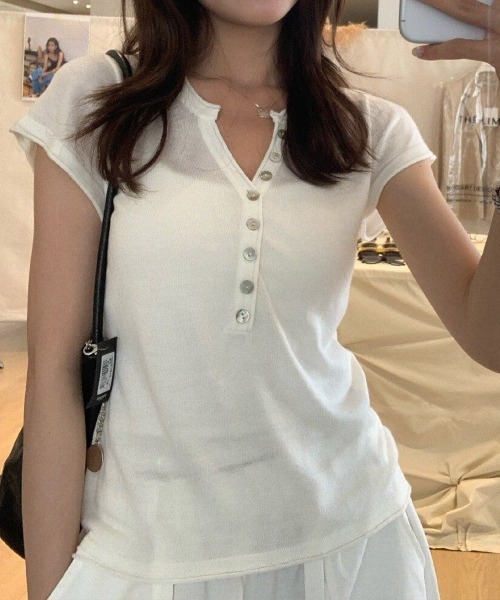 Miniministore(ミニミニストア)の「ニットトップス 半袖Vネックサマーニット(Tシャツ/カットソー・レディース・ライトブルー/グレー/ピンク/ブラック/ホワイト・FREE)」の9枚目の写真