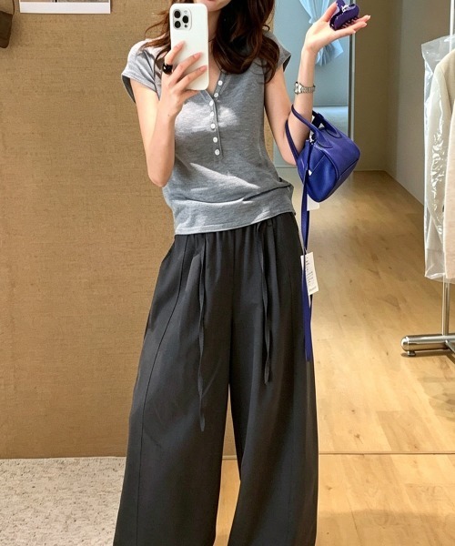 Miniministore(ミニミニストア)の「ニットトップス 半袖Vネックサマーニット(Tシャツ/カットソー・レディース・ライトブルー/グレー/ピンク/ブラック/ホワイト・FREE)」の12枚目の写真