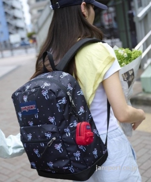 JANSPORT(ジャンスポーツ)の「【JANSPORT/ジャンスポーツ】CROSS TOWN PLUS - BAD BOWS(バックパック/リュック・レディース・その他1/その他2/その他3・FREE)」の11枚目の写真