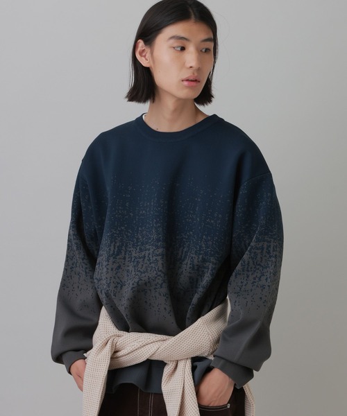 LAKOLE(ラコレ)の「グラデスポンジニットプルオーバー / 1073438(ニット/セーター・メンズ・ネイビー/ベージュ/グリーン・MEDIUM/LARGE)」の3枚目の写真