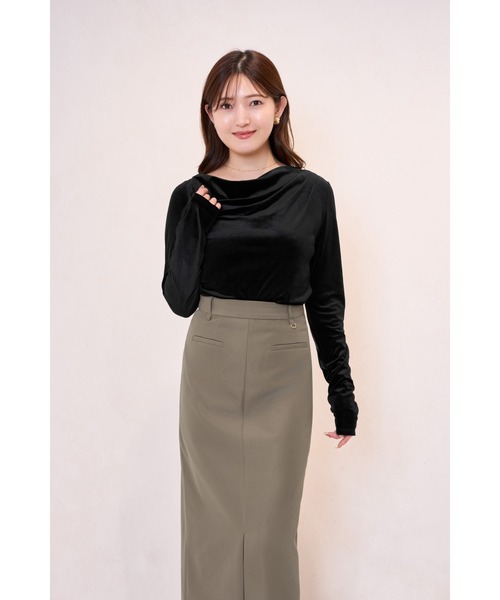 Her lip to(ハーリップトゥー)の「Velour Drape Neck Top(Tシャツ/カットソー・レディース・ベージュ/ブラック・S/M)」の15枚目の写真