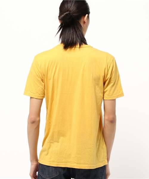 JUNK FOOD(ジャンクフード)の「SNOOPY WAS HERE/スヌーピーポケットTシャツ(Tシャツ/カットソー・メンズ・マスタード・X-SMALL/MEDIUM/SMALL/LARGE)」の3枚目の写真
