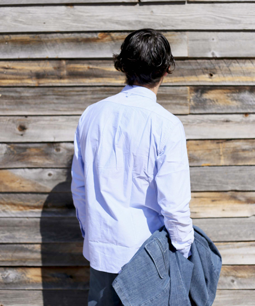 Denime(ドゥニーム)の「オックスフォードBDシャツ(シャツ/ブラウス・メンズ・ネイビー/イエロー/ホワイト/ブルー・LARGE/SMALL/X-LARGE/MEDIUM)」の15枚目の写真