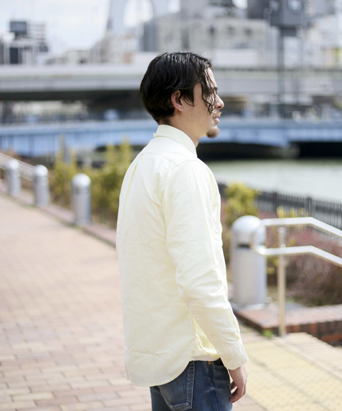 Denime(ドゥニーム)の「オックスフォードBDシャツ(シャツ/ブラウス・メンズ・ネイビー/イエロー/ホワイト/ブルー・LARGE/SMALL/X-LARGE/MEDIUM)」の16枚目の写真