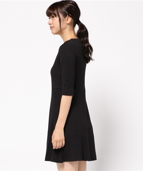 WEGO（ウィゴー）の「WEGO/ハーフZIPリブ5分袖ワンピース（ワンピース・レディース・カーキ/ワイン/ブラック・FREE）」の5枚目の写真