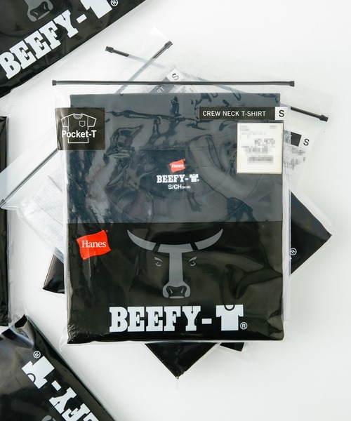HANES（ヘインズ）の「【HANES】BEEFY-T ポケットＴシャツ H5190/ヘインズ/ビーフィー/Tシャツ　無地/ユニセックス  ヘビーウェイト（Tシャツ/カットソー・メンズ・ネイビー/ブラック/グレー/ホワイト/チャコールグレー/ライトピンク/レッド/ライトブルー/ベージュ/ダークパープル/ダークグリーン/イエロー/カーキ/グリーン/スミクロ/レッド系その他/ブルー/ライトベージュ・LARGE/SMALL/MEDIUM/X-LARGE/X-SMALL）」の2枚目の写真
