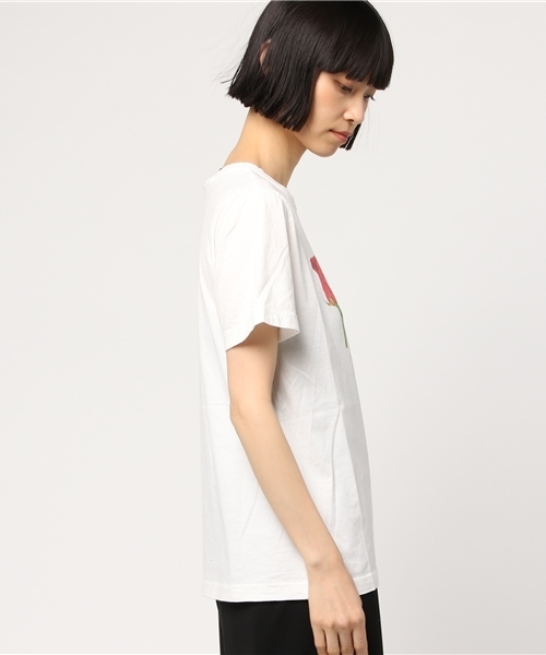 Candy Stripper（キャンディストリッパー）の「FUNNY ROSE TEE（Tシャツ/カットソー・レディース・オフホワイト/チャコール/ネイビー/イエロー・2/3）」の6枚目の写真