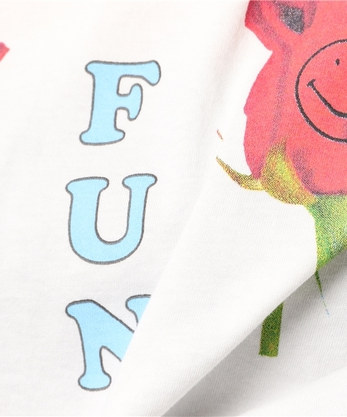 Candy Stripper（キャンディストリッパー）の「FUNNY ROSE TEE（Tシャツ/カットソー・レディース・オフホワイト/チャコール/ネイビー/イエロー・2/3）」の11枚目の写真