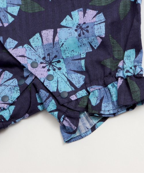 apres les cours（アプレレクール）の「女の子タイル花柄甚平ロンパス（浴衣・キッズ・ネイビー/オフホワイト・70/80）」の13枚目の写真