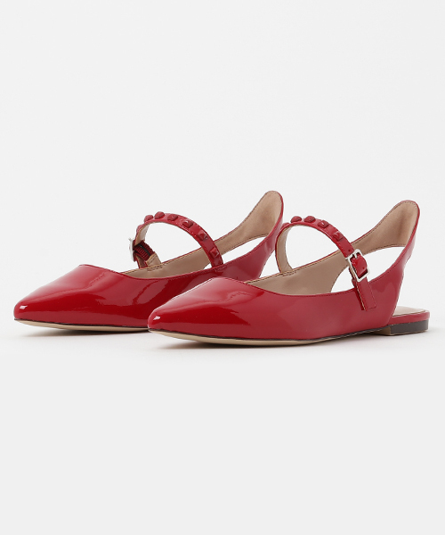 CHARLES & KEITH(チャールズ & キース)の「スタッズディテールメリージェーン / STUD-DETAIL MARY JANES(サンダル・レディース・ブラック/ホワイト/レッド・23.5cm/24.5cm/23cm/24cm/22.5cm)」の3枚目の写真