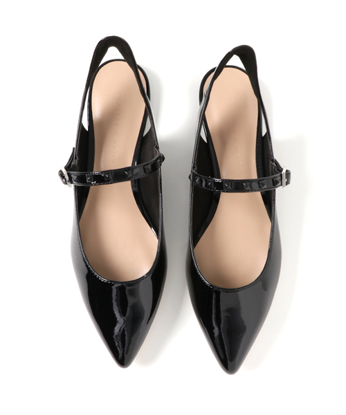 CHARLES & KEITH(チャールズ & キース)の「スタッズディテールメリージェーン / STUD-DETAIL MARY JANES(サンダル・レディース・ブラック/ホワイト/レッド・23.5cm/24.5cm/23cm/24cm/22.5cm)」の10枚目の写真