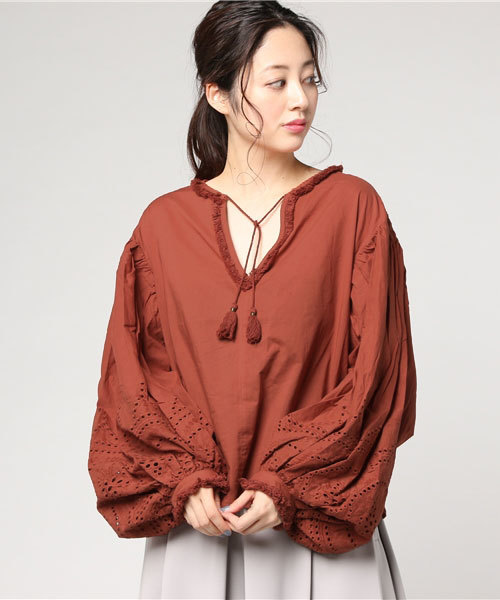 MOUSSY（マウジー）の「LACE SLEEVE BLOUSE（Tシャツ/カットソー・レディース・ホワイト/ブラック/オレンジ系その他・FREE）」の6枚目の写真