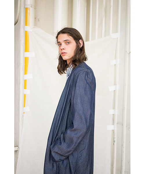 CABANE de ZUCCA カバンドズッカ ノーカラーコート ジャケット CABANE de ZUCCa（カバンドズッカ）の「テンセルデニム（ノーカラー