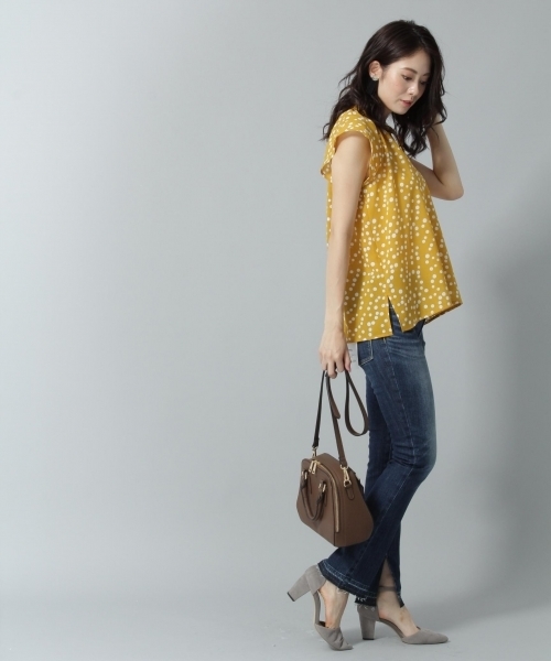Andemiu（アンデミュウ）の「ドットギャザーブラウス769088（シャツ/ブラウス・レディース・ブラック/マスタード・FREE）」の11枚目の写真