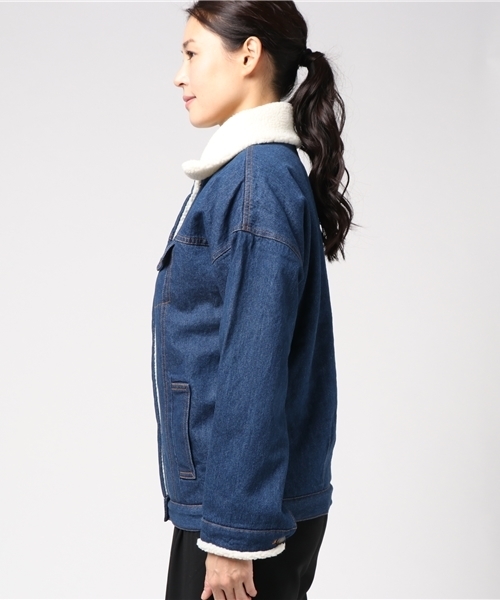 GeeRA(ジーラ)の「裏ボアオーバーサイズGジャン(ブルゾン・レディース・モカ/ブルー・L/M/LL)」の4枚目の写真