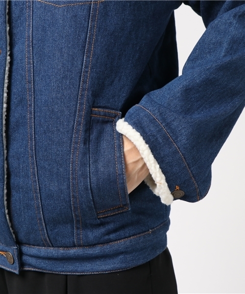 GeeRA(ジーラ)の「裏ボアオーバーサイズGジャン(ブルゾン・レディース・モカ/ブルー・L/M/LL)」の3枚目の写真