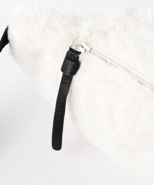 Casselini（キャセリーニ）の「CASSELINI フェイクファーウェストバック＜キャセリーニ＞（ショルダーバッグ・レディース・オフホワイト・FREE）」の6枚目の写真