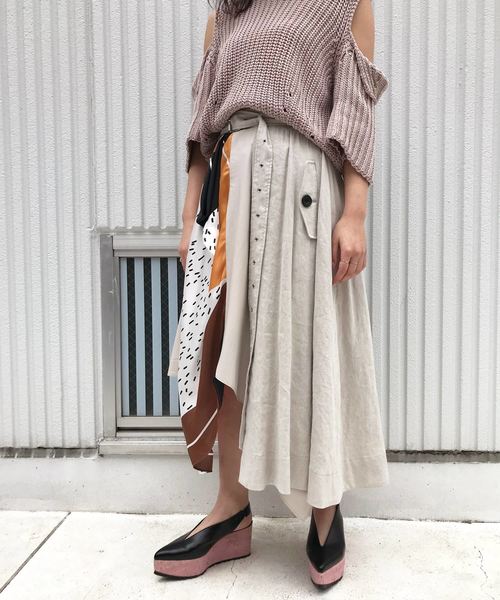 CRY.（クライ）の「Annie Hall Skirt トレンチデザインレイヤードスカート（スカート・レディース・ベージュ系その他/イエロー系その他・36/34）」の4枚目の写真