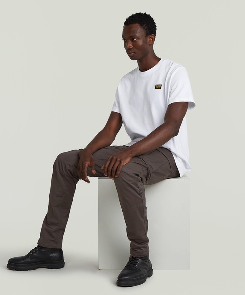 G-STAR(ジースター)の「ROVIC ZIP 3D STRAIGHT TAPERED PANT/立体裁断レギュラーテーパードカーゴパンツ(カーゴパンツ・メンズ・ダークオリーブ/ダークブラウン/ブラック系その他/カーキブラウン/グレー/ライトベージュ/ブラック・28/32/29/32/30/32/31/32/32/32/33/32/34/32/27/32/36/32/36/30/29/30/32/30/28/30/30/30/34/30/27/30/33/30/31/30)」の17枚目の写真