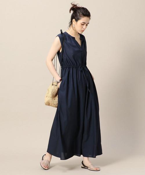 BEAUTY&YOUTH UNITED ARROWS(ビューティーアンドユースユナイテッドアローズ)の「BY ドローストリングノースリーブワンピース ◆(ワンピース・レディース・ネイビー/ケリー・FREE)」の2枚目の写真