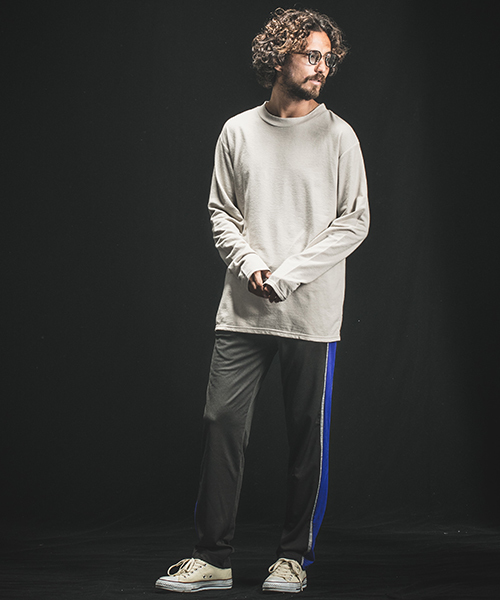 Jih Nunc（ジーヌンク）の「mlt2355-ミニパイルロングスリーブカットソー（Tシャツ/カットソー・メンズ・ブラック/グレー/ライトベージュ・S/M/L）」の5枚目の写真