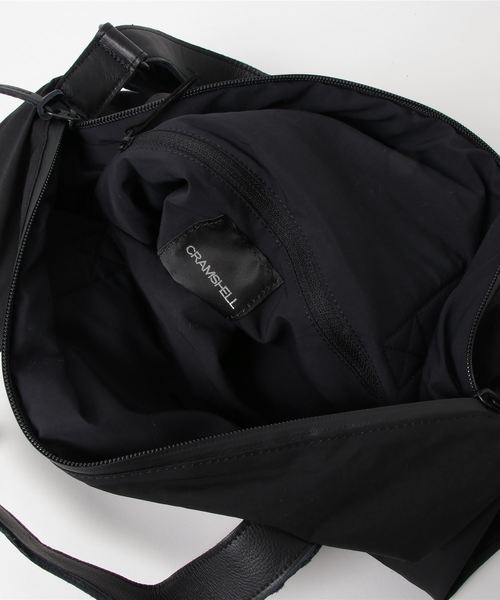 CRAMSHELL（クラムシェル）の「【CRAMSHELL】SHOULDER TOTE BAG（ショルダーバッグ・メンズ・ブラック・FREE）」の4枚目の写真