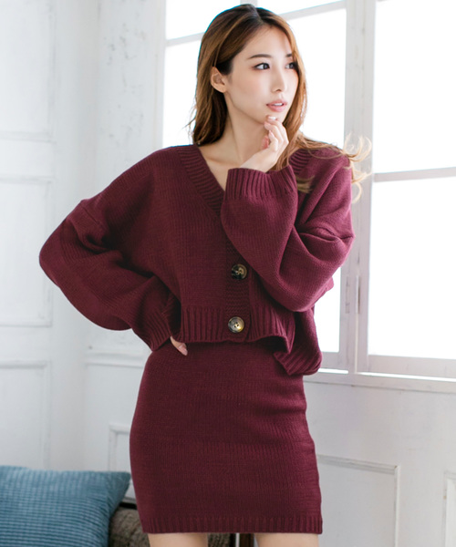 Julia Boutique（ジュリアブティック）の「2点セット・ゆるカーディガンローゲージニットスカートセットアップ/510205（ニット/セーター・レディース・ブラック/グレー/マスタード/ベージュ/ボルドー/モカ/グレー系その他/ブラック系その他2/ブルー系その他2/ベージュ系その他/ブルー系その他/グレー系その他2/イエロー系その他/イエロー系その他2/ブラウン系その他2/ベージュ系その他2/レッド系その他/レッド系その他2/ブラウン系その他/ブラック系その他/パープル系その他2/ピンク系その他2/パープル系その他/ピンク系その他・ONE）」の22枚目の写真