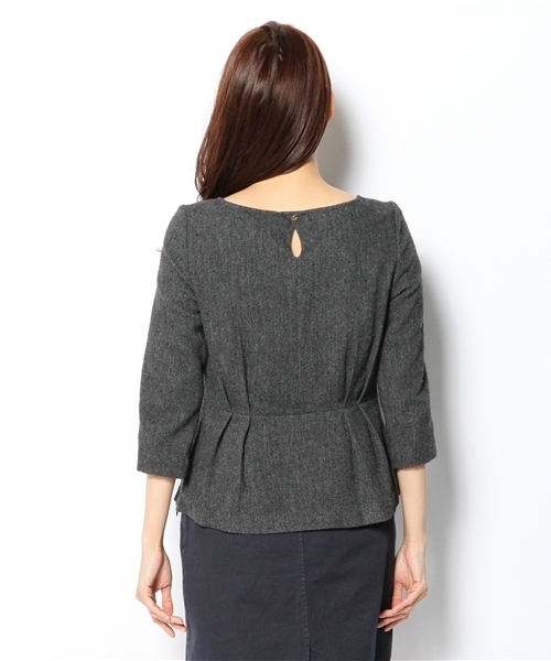 Soareak（ソアリーク）の「ノーカラーウールぺプラムプルオーバー（シャツ/ブラウス・レディース・ベージュ/グレー・SMALL/MEDIUM）」の5枚目の写真