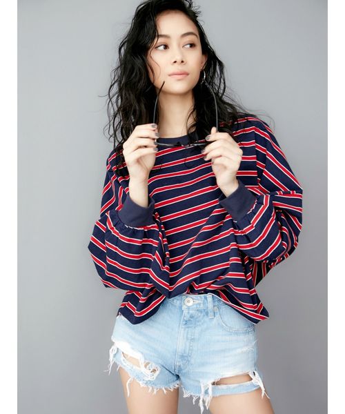 GYDA（ジェイダ）の「ドルマンボーダーロンT（Tシャツ/カットソー・レディース・ブラック/ネイビー/イエロー/ブルー・FREE）」の11枚目の写真