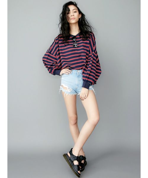 GYDA（ジェイダ）の「ドルマンボーダーロンT（Tシャツ/カットソー・レディース・ブラック/ネイビー/イエロー/ブルー・FREE）」の15枚目の写真