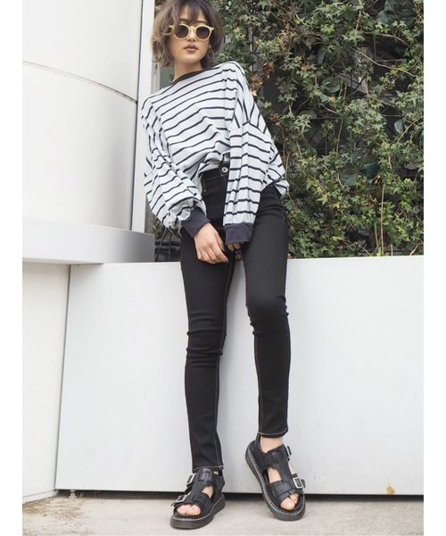 GYDA（ジェイダ）の「ドルマンボーダーロンT（Tシャツ/カットソー・レディース・ブラック/ネイビー/イエロー/ブルー・FREE）」の13枚目の写真