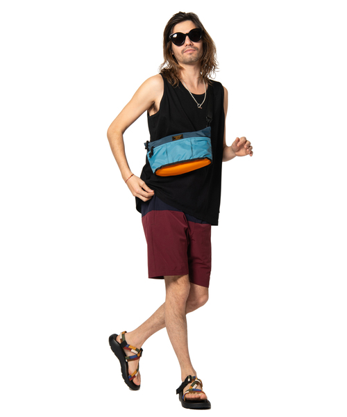 glamb(グラム)の「Dali nylon sacoche / ダリナイロンサコッシュ(ショルダーバッグ・メンズ・マルチ/ブラック・FREE)」の12枚目の写真