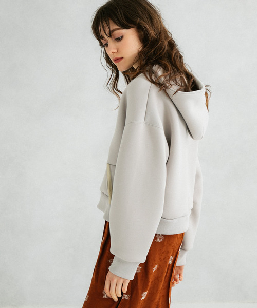 UNITED TOKYO（ユナイテッドトウキョウ）の「アトムラージプルパーカー（パーカー・レディース・ブラック/ベージュ/アイボリー/ワインレッド/ピンク・1）」の11枚目の写真