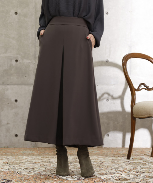 Tiara（ティアラ）の「ステファニーフロントタックワイドパンツ（その他パンツ・レディース・ブラック/グレー/ボルドー/テラコッタ・S/M/L）」の3枚目の写真