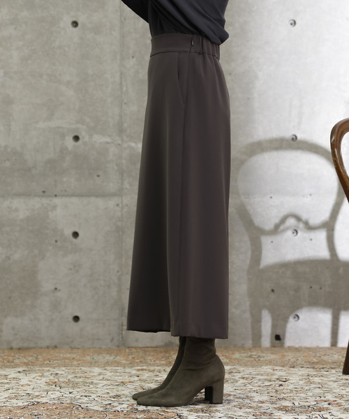 Tiara（ティアラ）の「ステファニーフロントタックワイドパンツ（その他パンツ・レディース・ブラック/グレー/ボルドー/テラコッタ・S/M/L）」の6枚目の写真