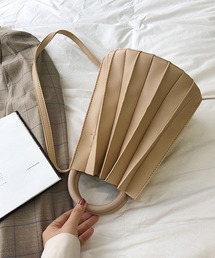 shopnikoniko | ウッドハンドルプリーツバッグ(ショルダーバッグ)