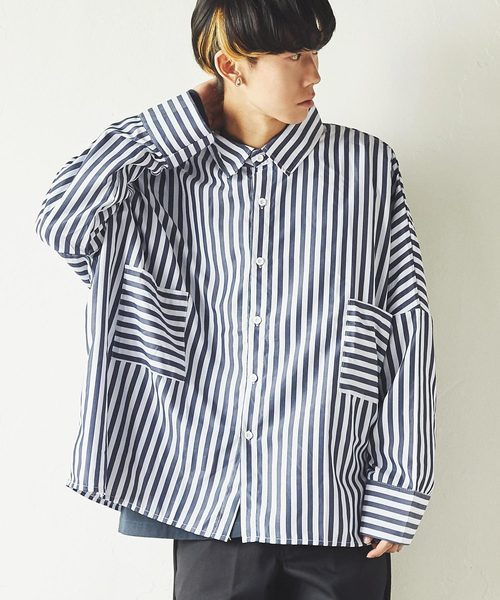 Rocky Monroe（ロッキーモンロー）の「オーバーサイズチェックシャツ ビッグシルエット（シャツ/ブラウス・メンズ・ブラック/サックスブルー/インディゴブルー/ブルー/ホワイト×ブルー/ホワイト×ブラック・M/L）」の5枚目の写真